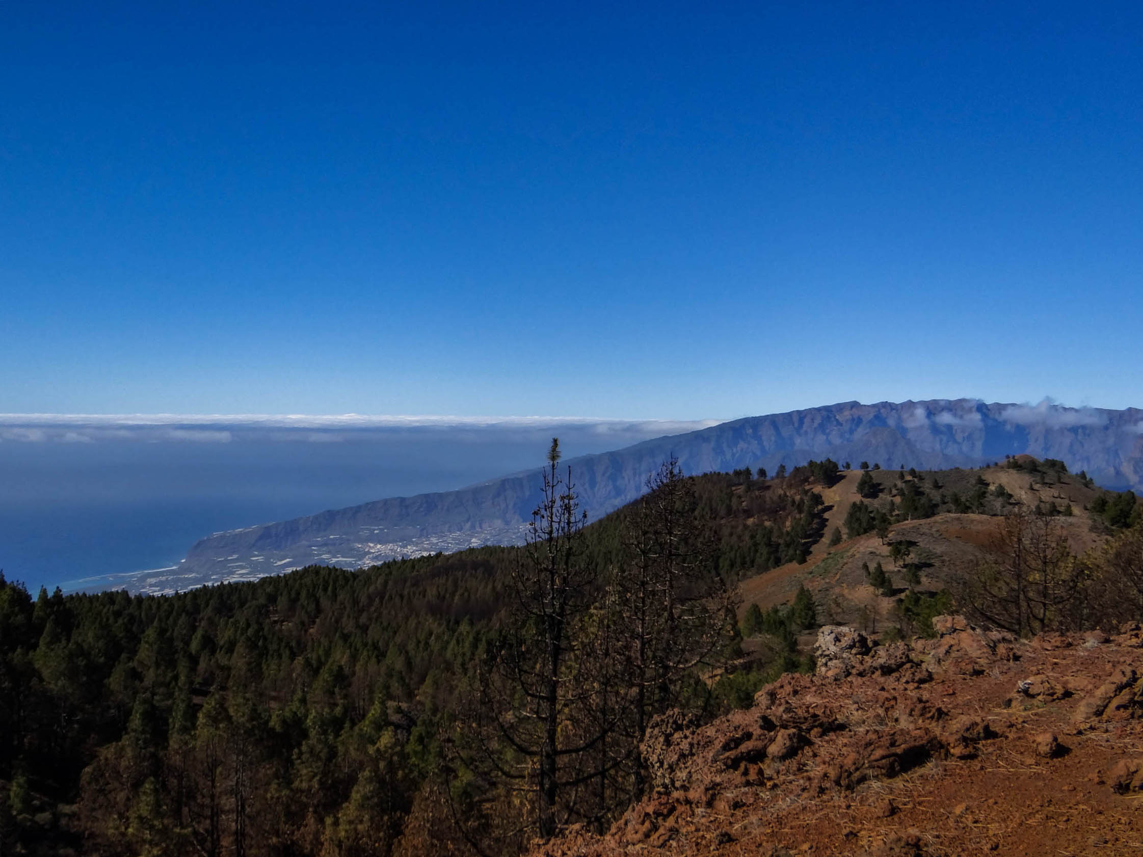 Vista desde la ruta del volcán